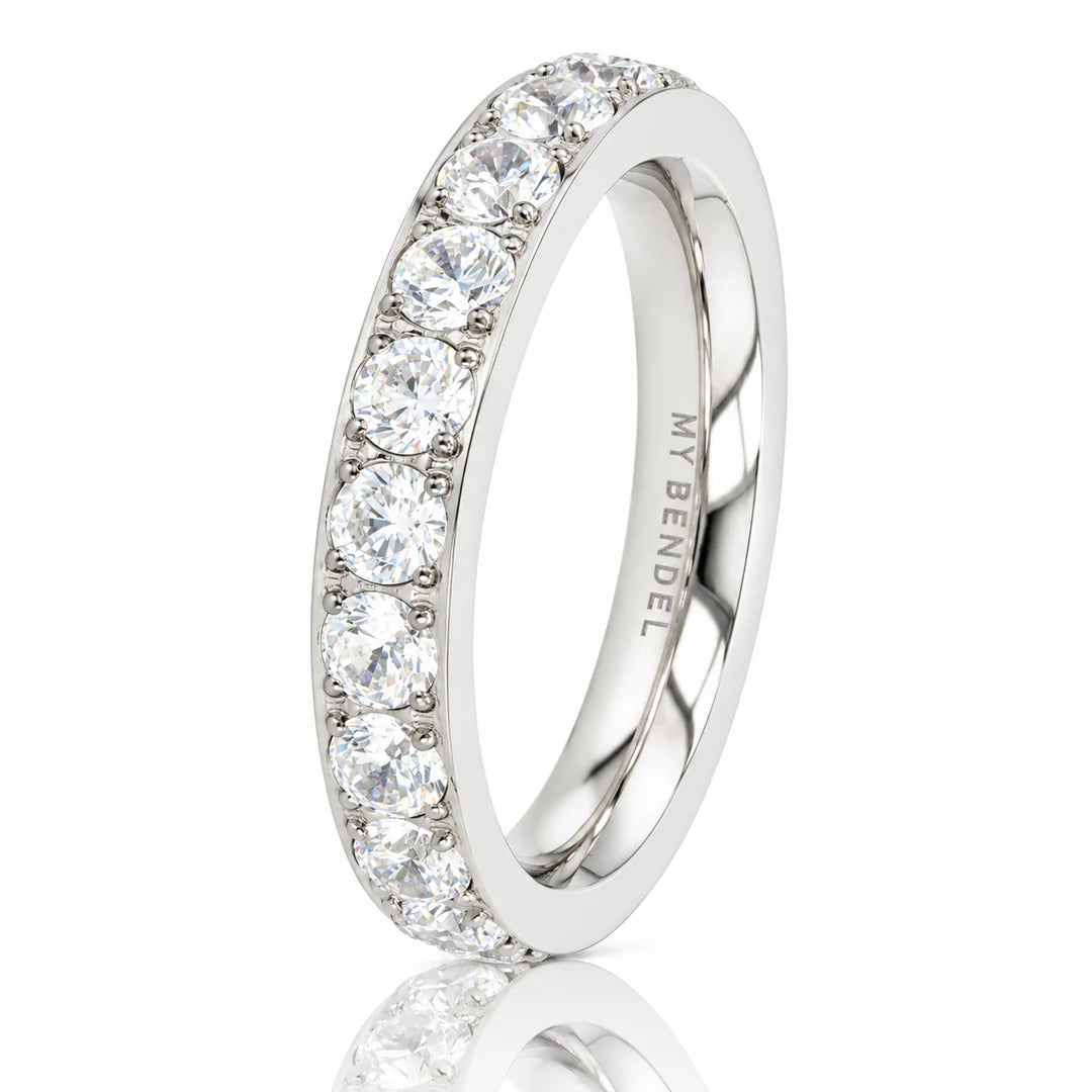 Ring met Zirkonia steentjes 3 mm zilver