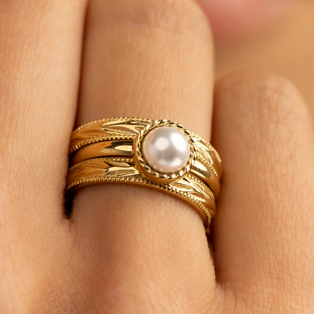Parel ring met parel en getwist randje