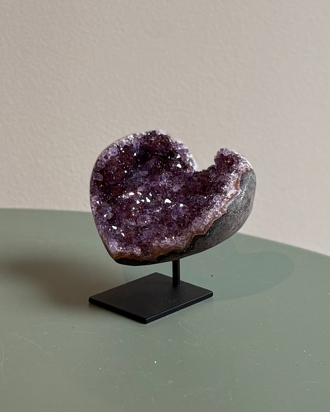 Druzy Amethist hartje op standaard
