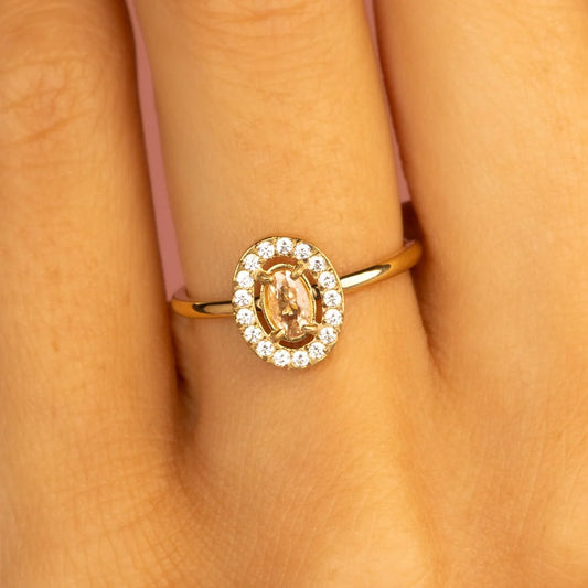 Ring met ovale glassteen en Zirkonia