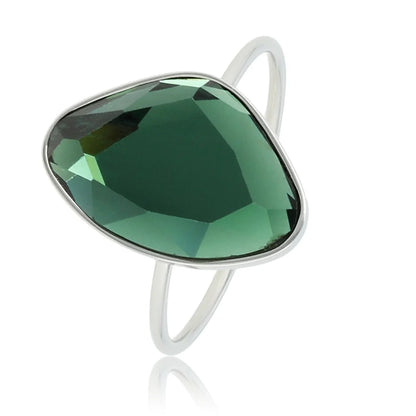 Zilveren ring groene glassteen