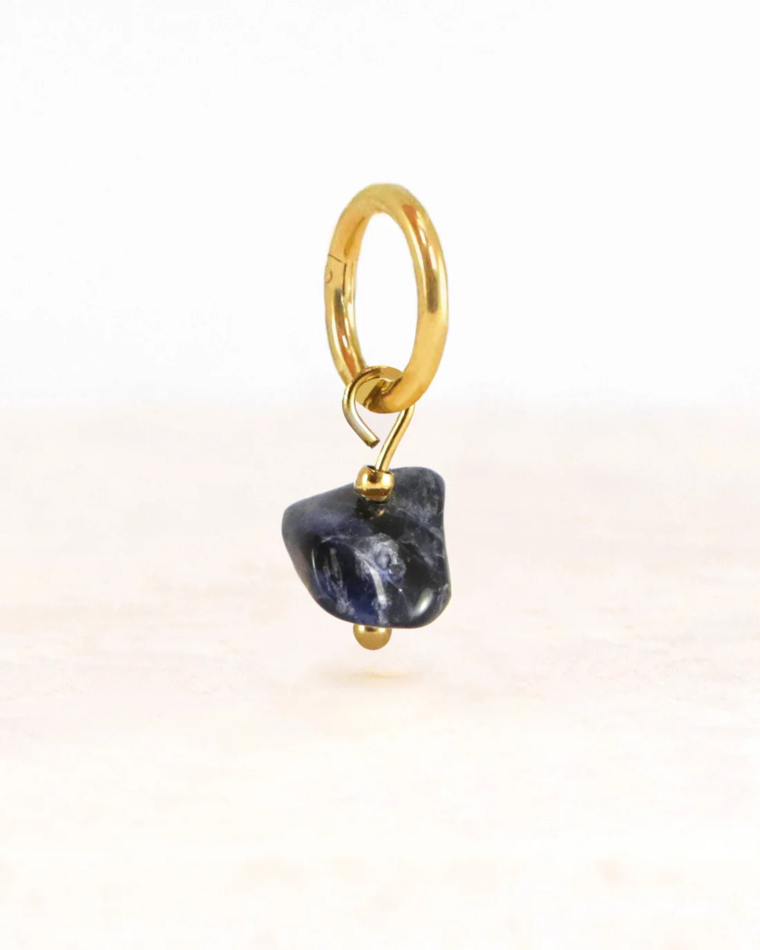 Ayla bedel Sodalite