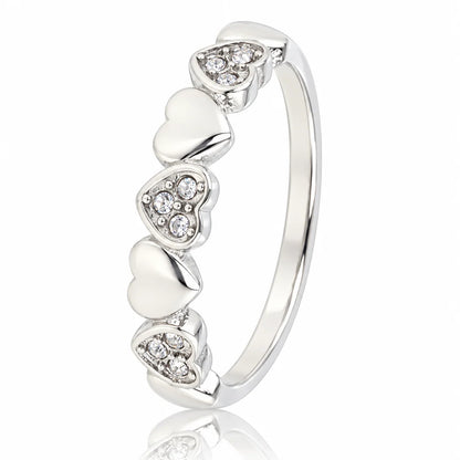 Hartjes ring met Zirkonia steentjes zilver
