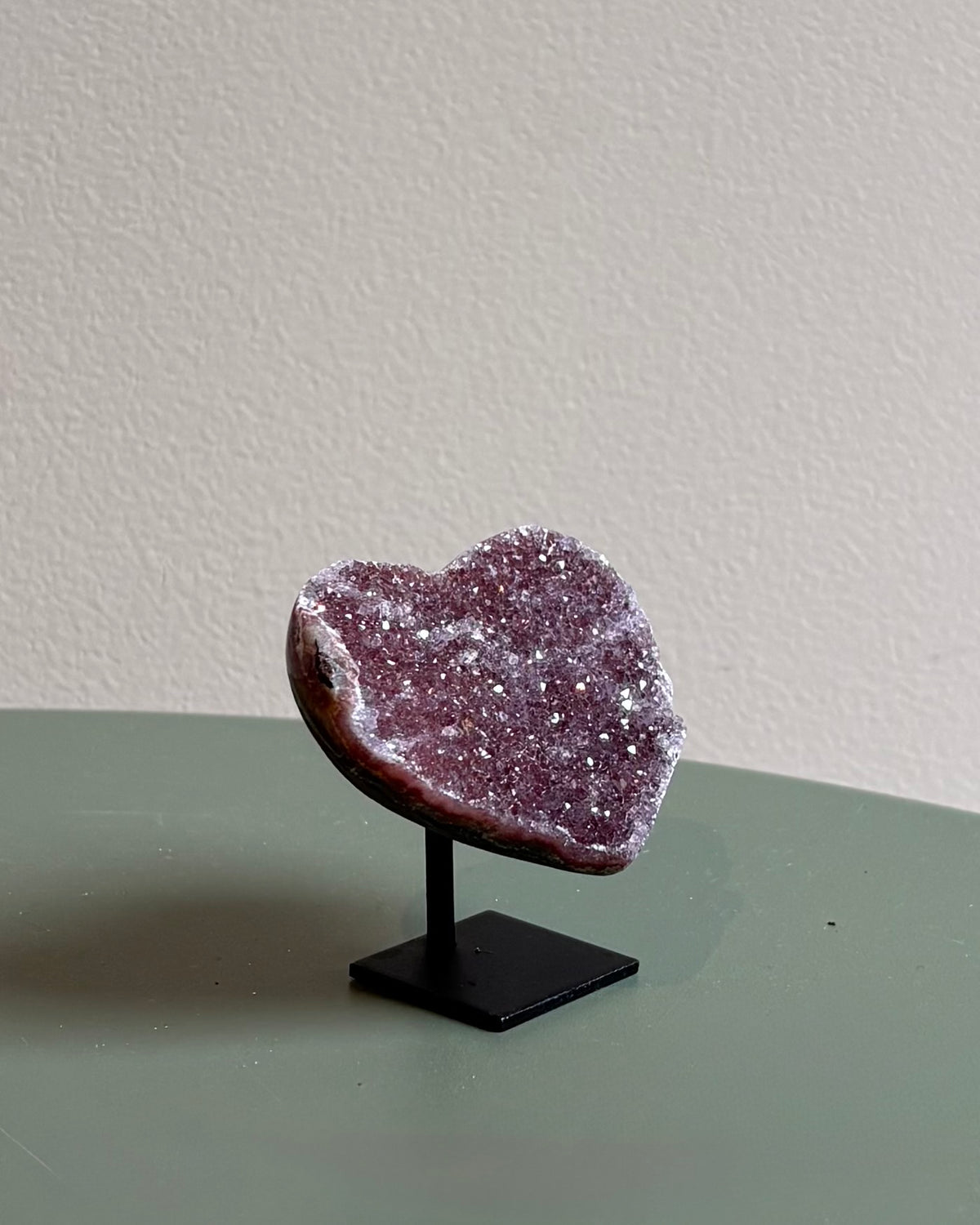 Druzy Amethist hartje op standaard