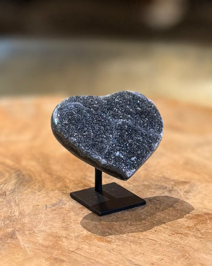Druzy Amethist hartje op standaard