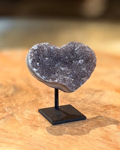 Druzy Amethist hartje op standaard