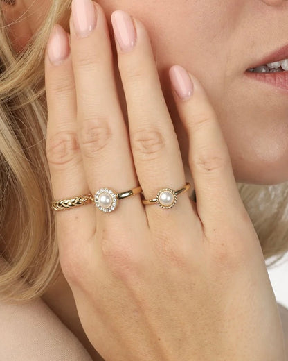 Parel ring met parel en getwist randje