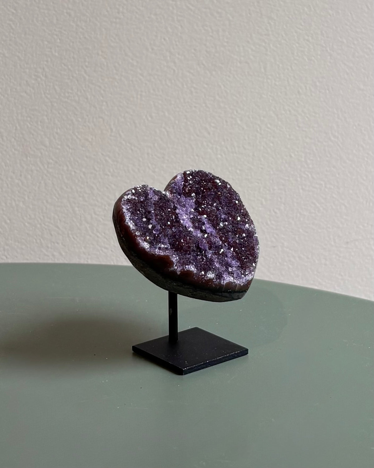 Druzy Amethist hartje op standaard