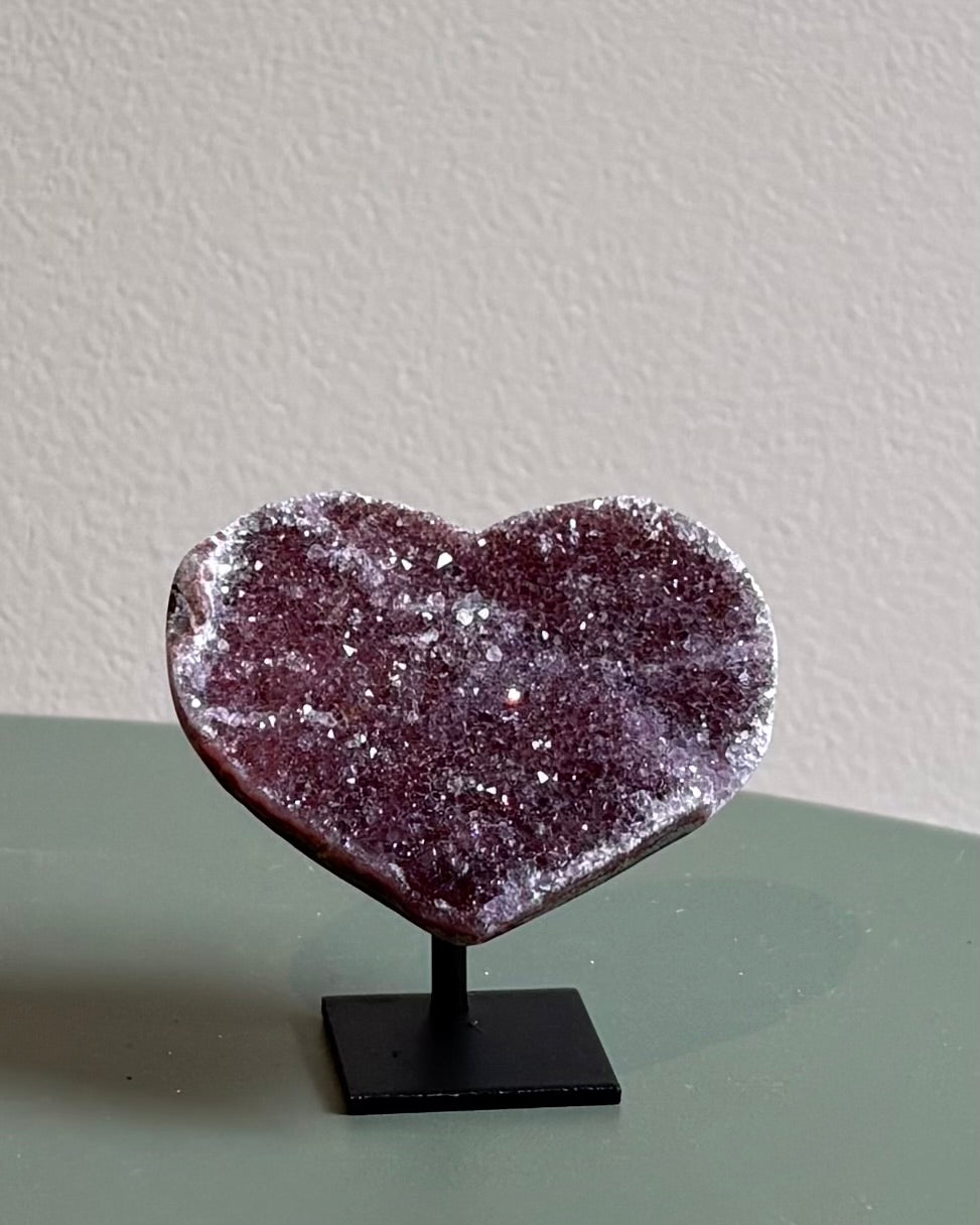 Druzy Amethist hartje op standaard