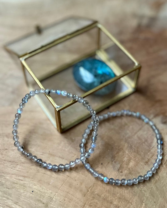 Labradoriet kralenarmband 4 mm licht