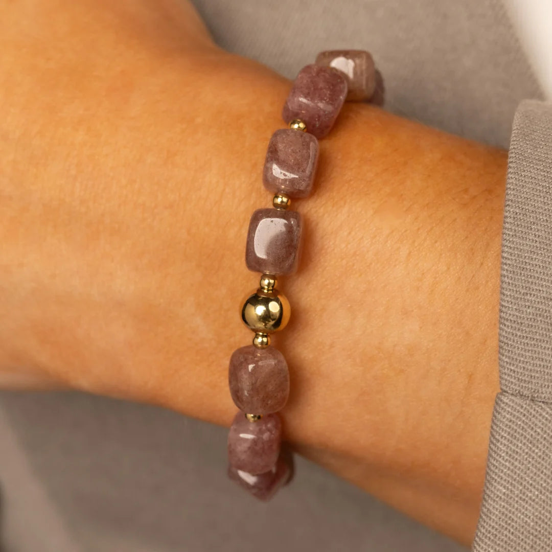 Bold armband met Aardbeienkwarts