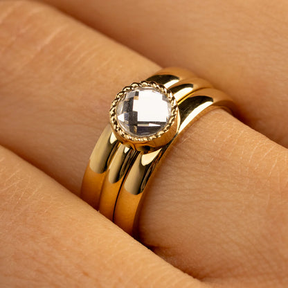 Ronde Glassteen kristal gouden ring met getwist randje