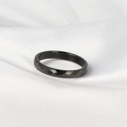 Keramiek ring facet geslepen Zwart