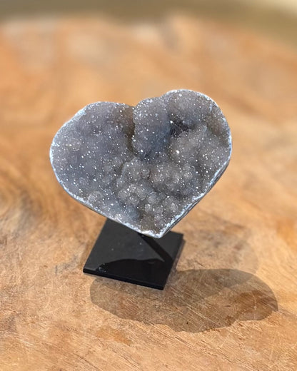 Druzy Amethist hartje op standaard
