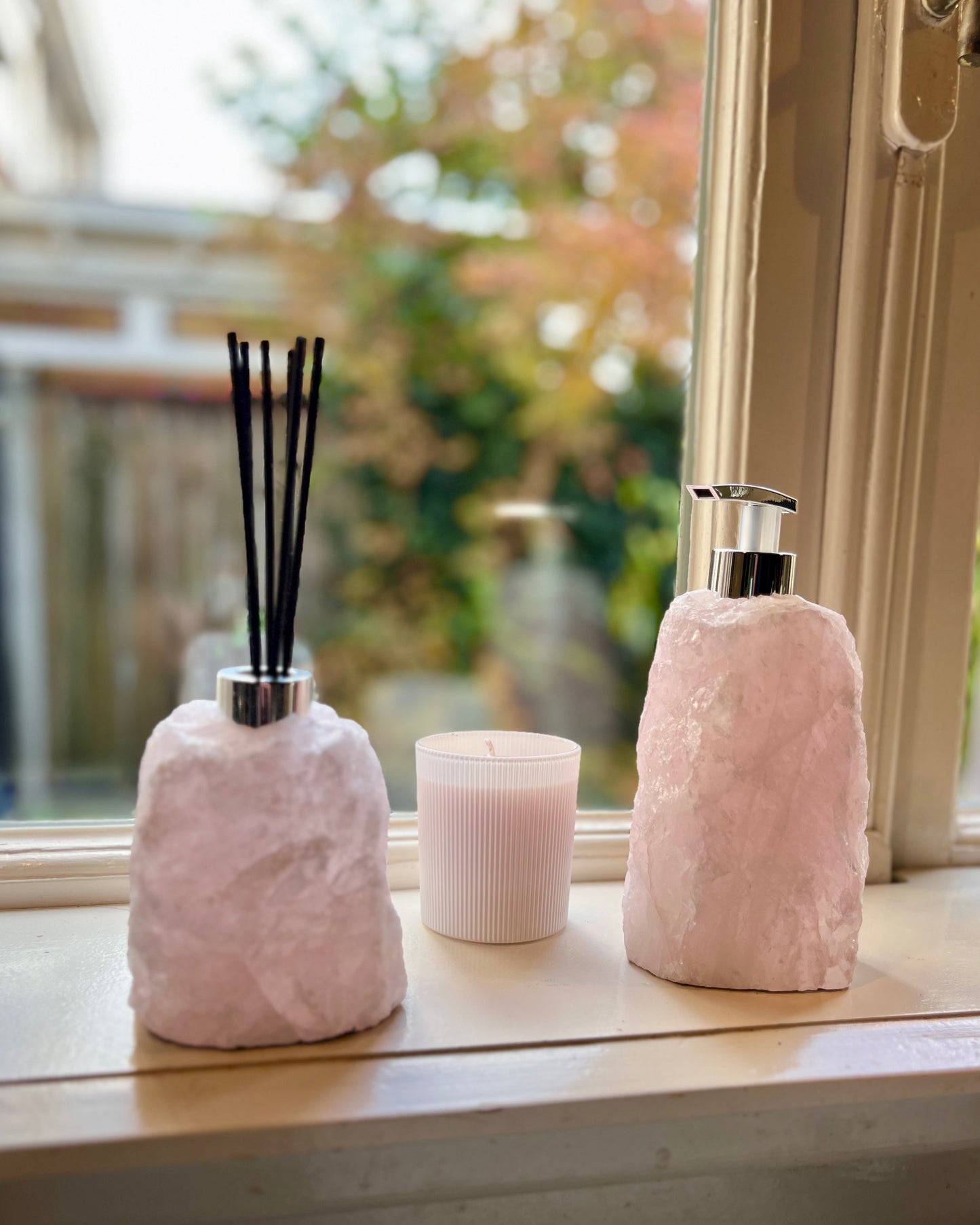 Combi-aanbieding:  Rozekwarts zeeppomp en Aroma diffuser
