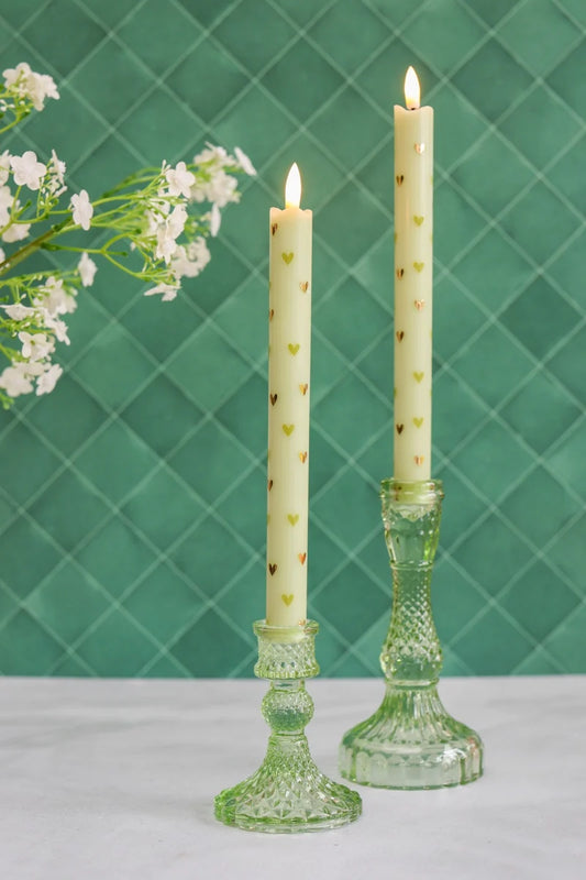 LED Pillar Candle Hearts green-set van 2