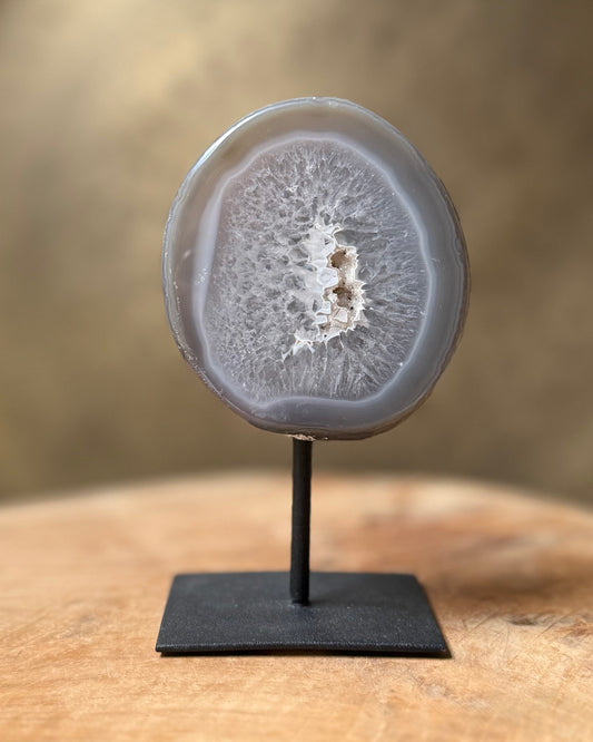 Agaat geode op standaard