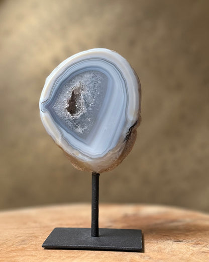 Agaat geode op standaard