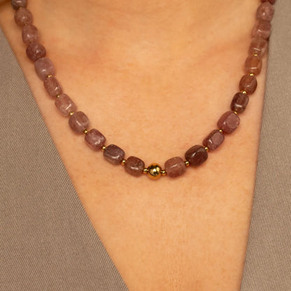 Bold ketting met Aardbeienkwarts